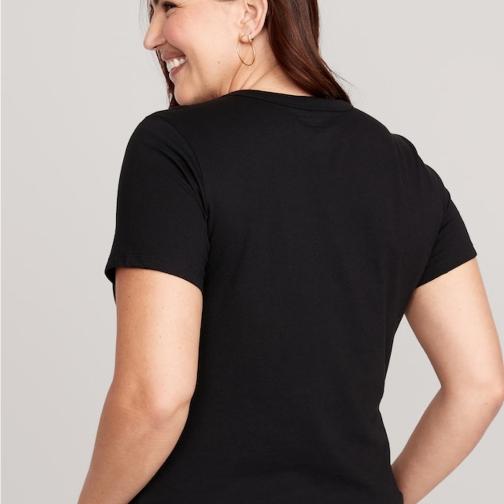 Old Navy Black Short Sleeve Tee - Picture 4 of 11